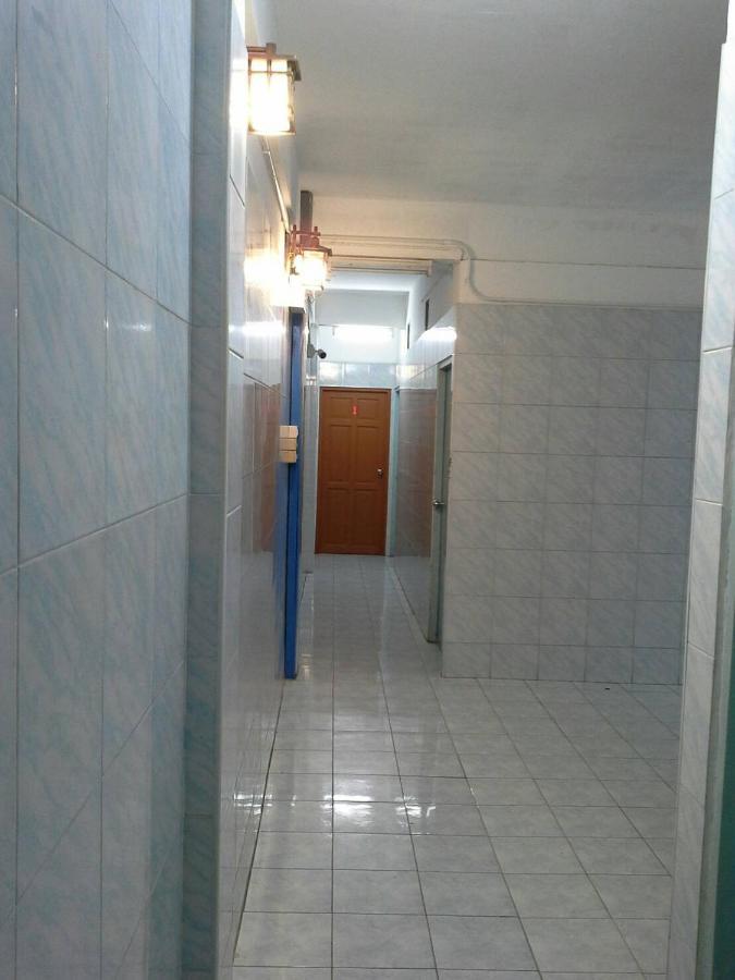 New Central Guesthouse Bangkok Extérieur photo