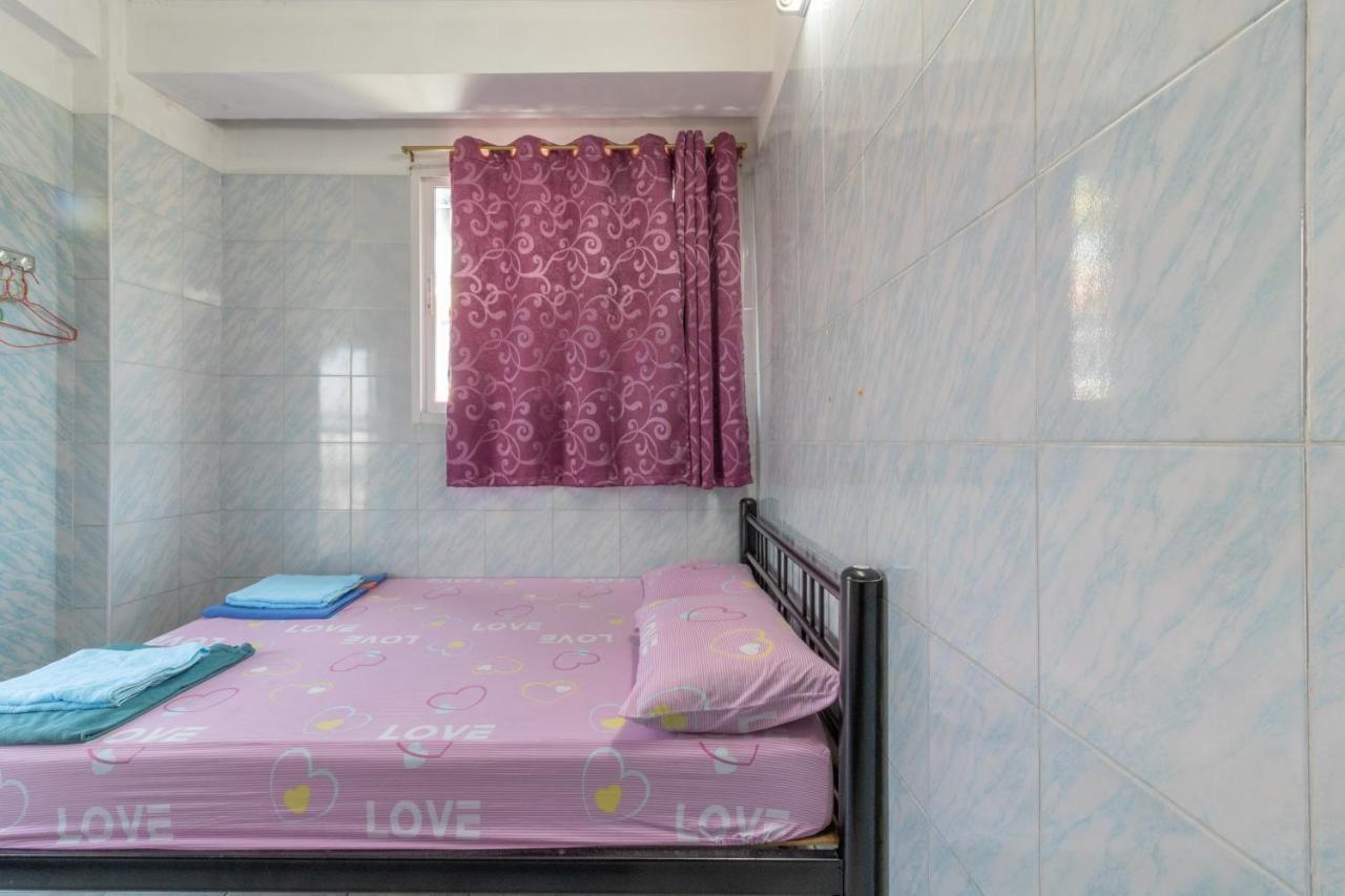 New Central Guesthouse Bangkok Extérieur photo