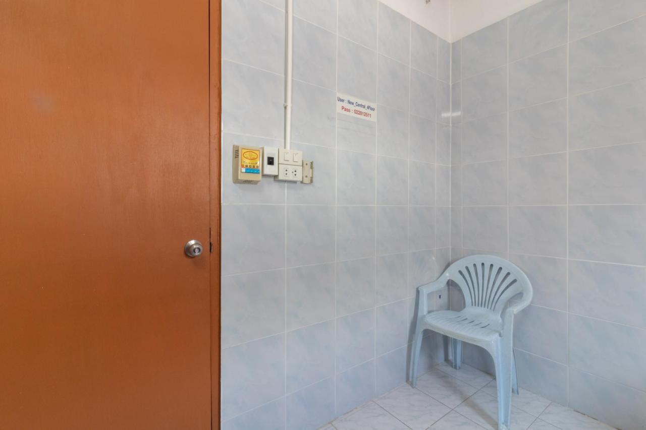New Central Guesthouse Bangkok Extérieur photo